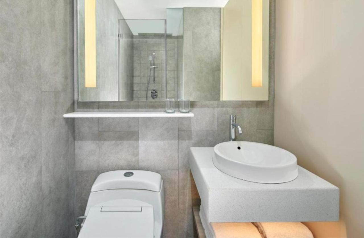 Four Points By Sheraton Surabaya, Pakuwon Indah Hotel