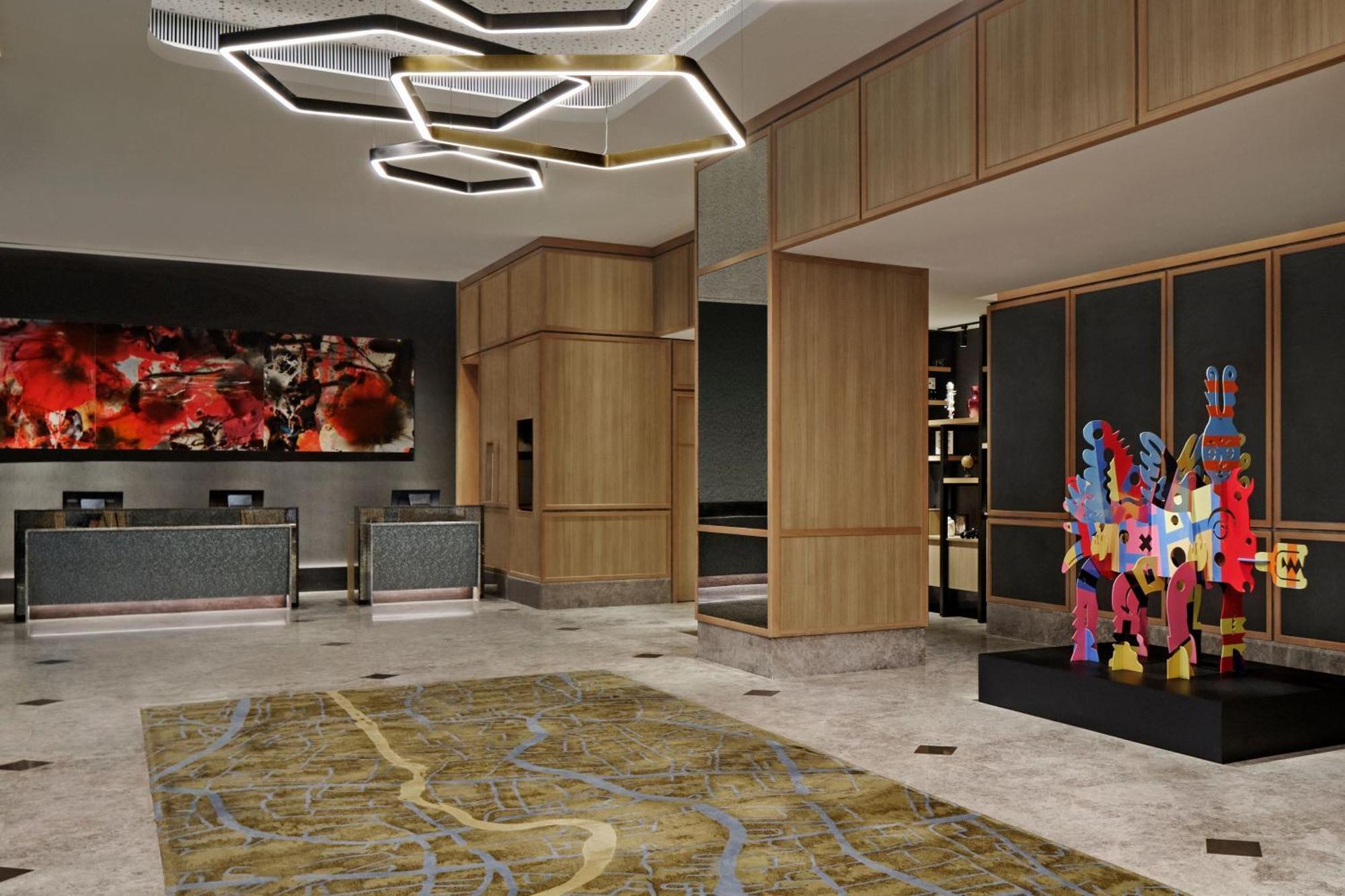 Four Points By Sheraton Surabaya, Pakuwon Indah Hotel